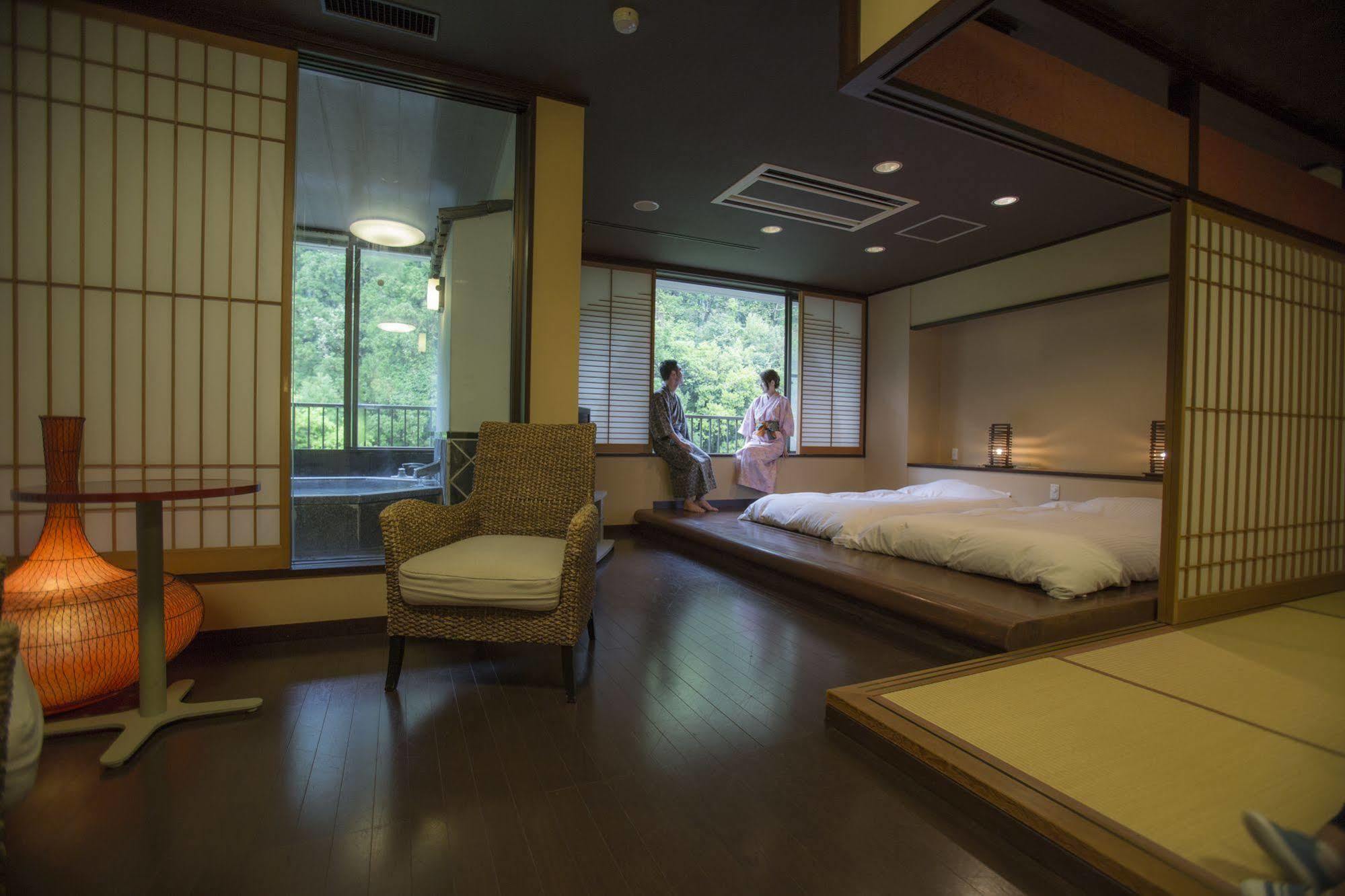 Yamanakaonsen Ohanami Kyubei Kaga (Ishikawa) Exterior foto